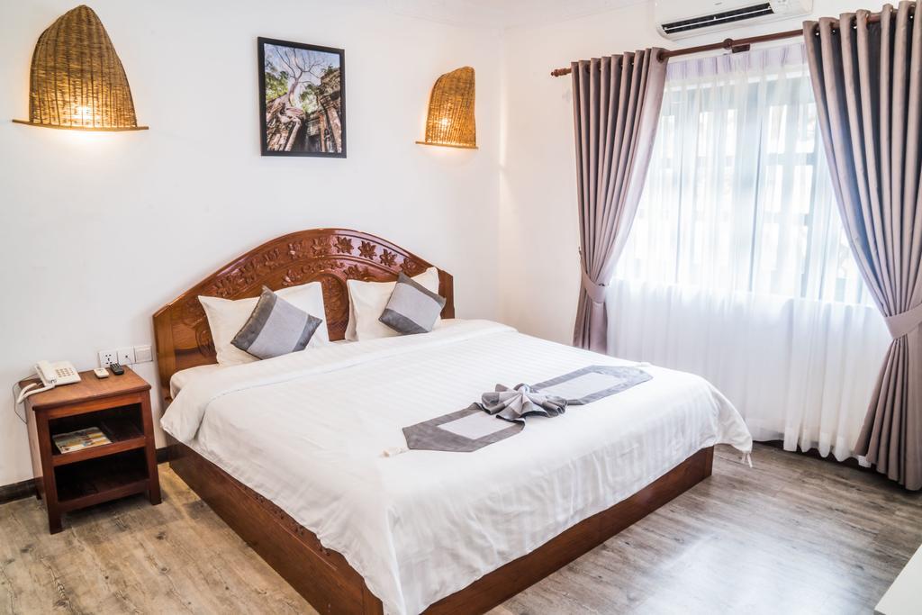 Angkor Yellow Villa Siem Reap Buitenkant foto