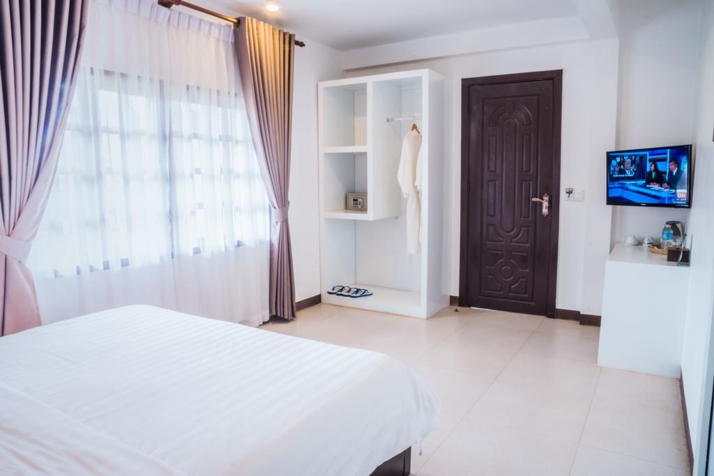 Angkor Yellow Villa Siem Reap Buitenkant foto