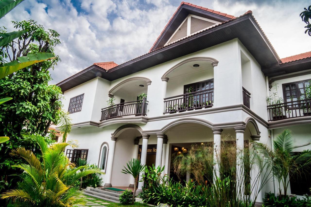 Angkor Yellow Villa Siem Reap Buitenkant foto