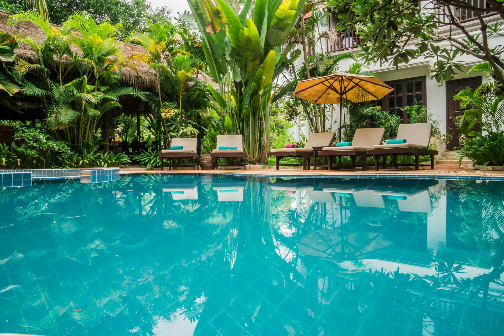 Angkor Yellow Villa Siem Reap Buitenkant foto