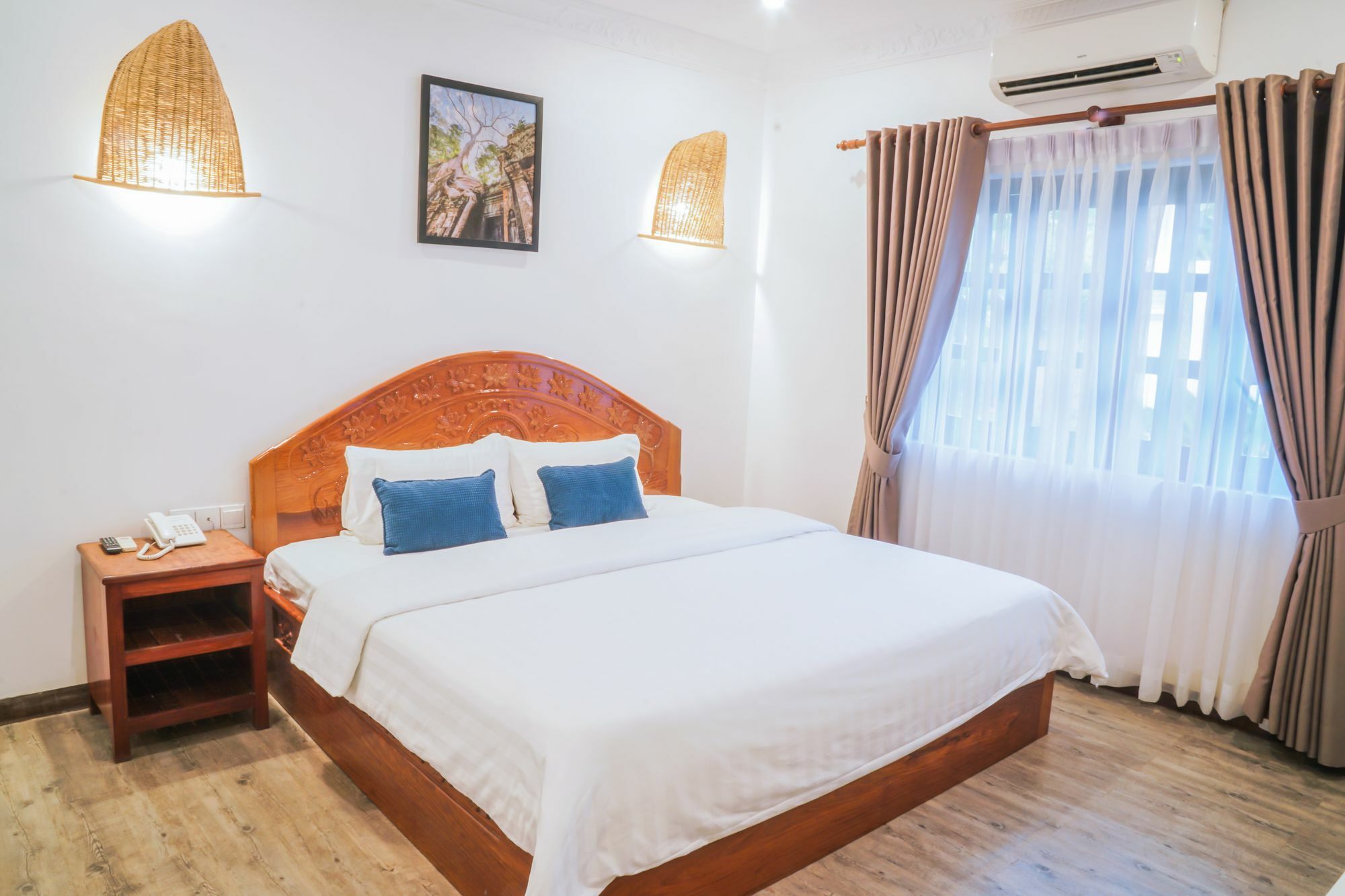 Angkor Yellow Villa Siem Reap Buitenkant foto